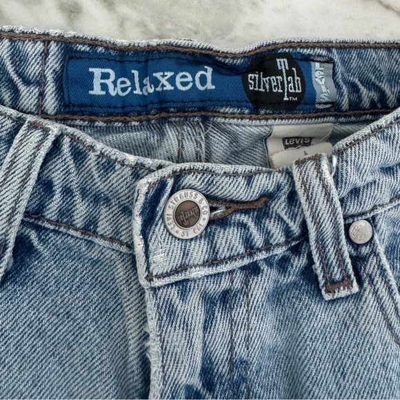 Vintage Silver Tab Levi denim shorts - Picture 6 of 10